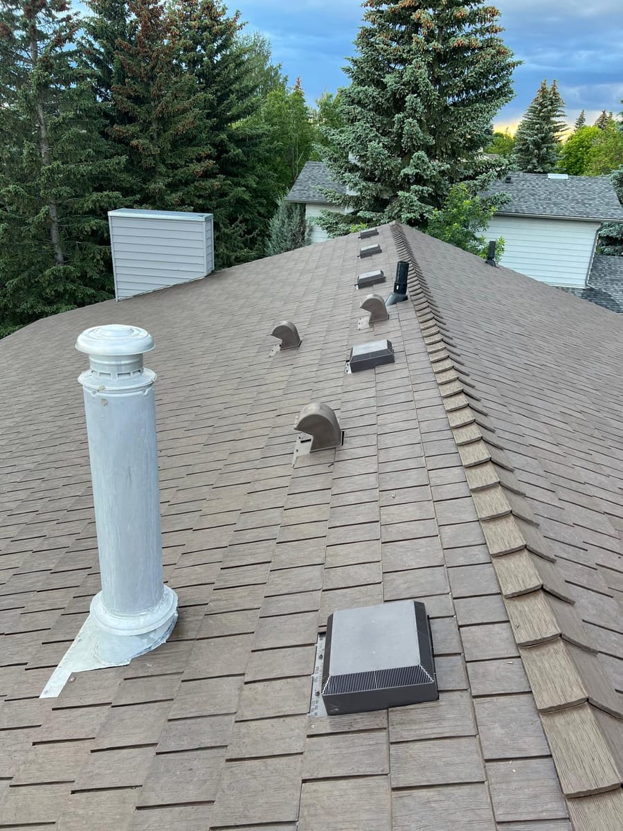 driftwood rubber shake ridge line vents calgary ab
